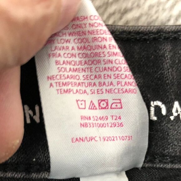 No Boundaries Womens Jeans Size 13 Lot of Two Black Denim Bootcut Leg Mid Rise - Picture 11 of 14